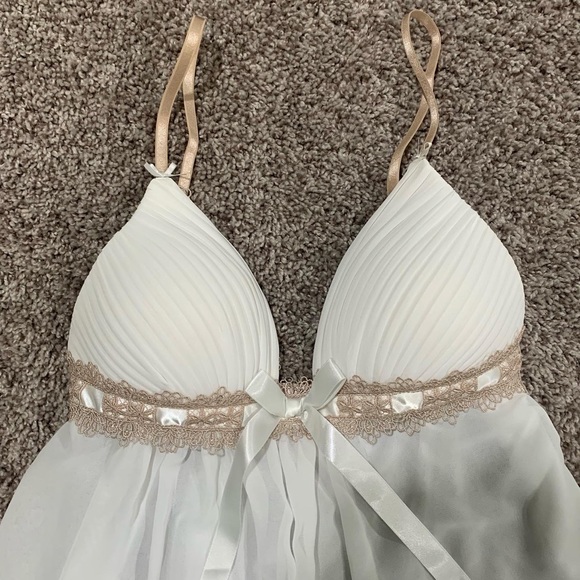 gorgeous babydoll - Picture 4 of 5